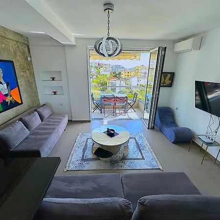 Blue Horizon, Seaview Apartment