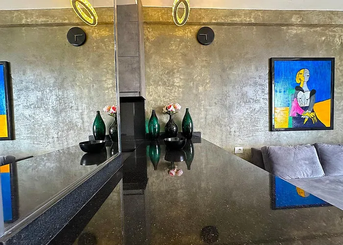 Blue Horizon, Seaview Daire Saranda